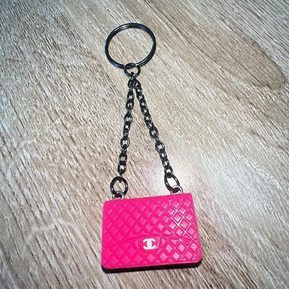 Keychains - Picture 3 of 4